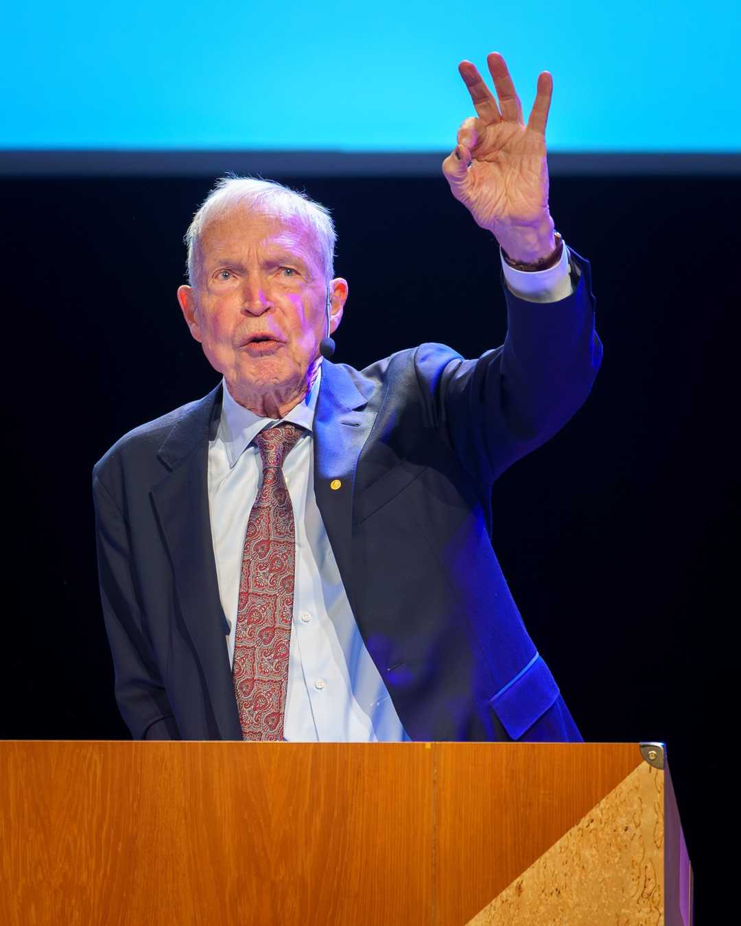 The Physicist Who Gave Networks Memory